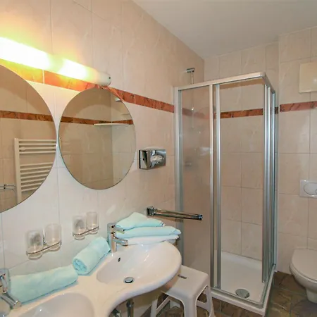Lechners Wohnwelt-1 By Interhome Apartman